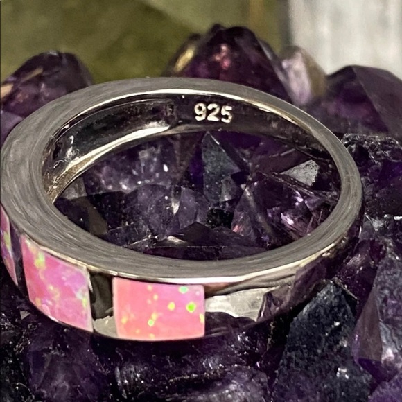 Pink opal inlay sterling band ring - Picture 3 of 6